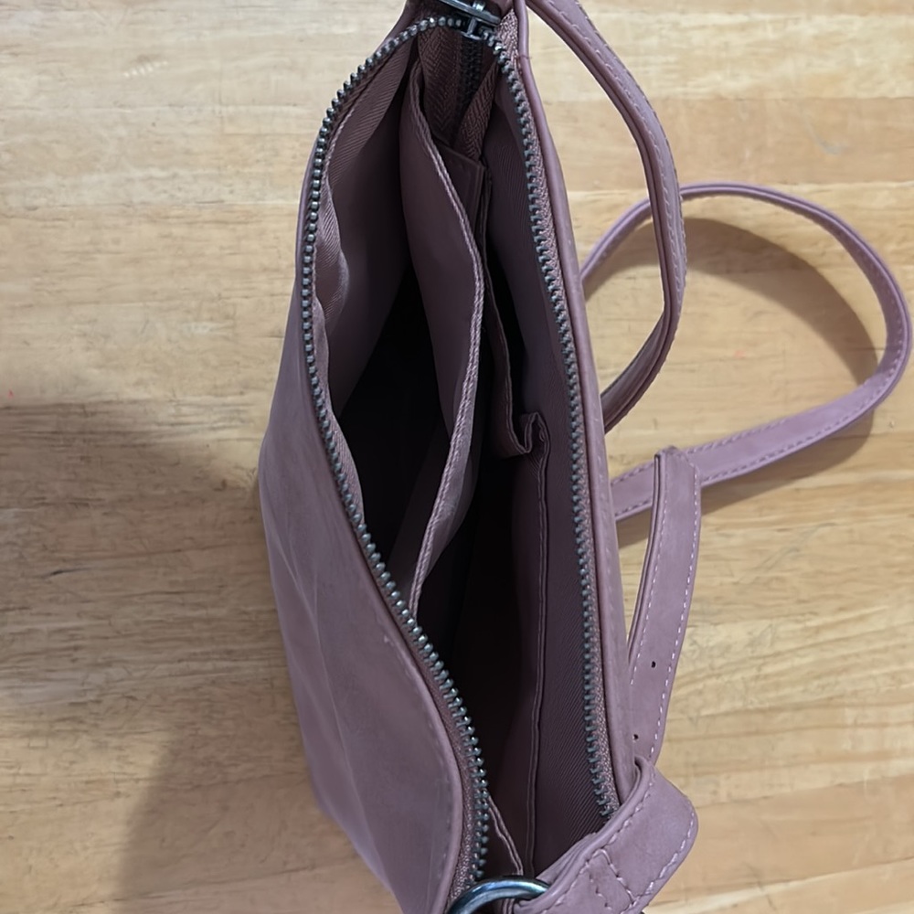 Pink Universal Thread Bag - Picture 4 of 5